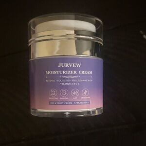 Purple Moisturizer Cream